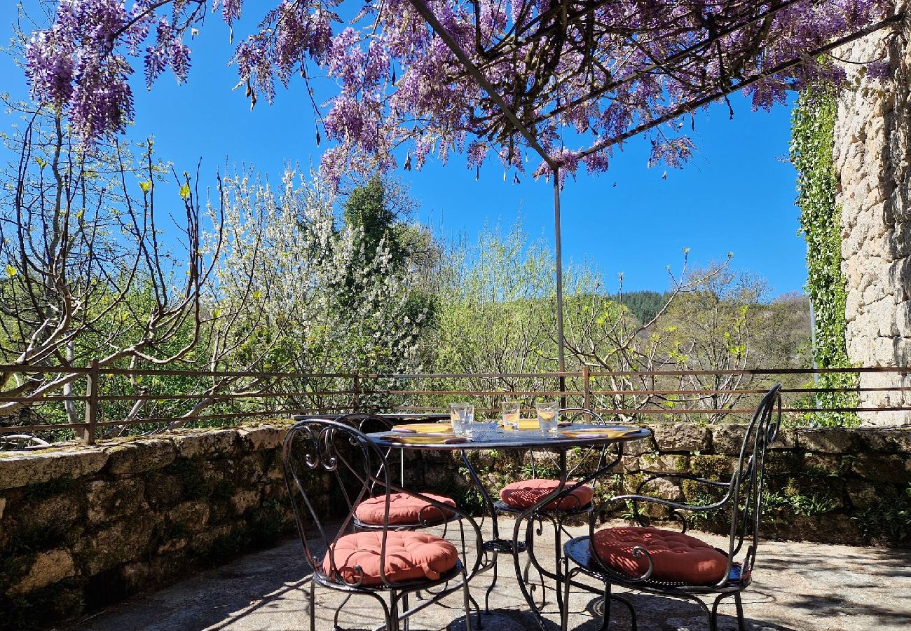 Maison à Florentin-la-Capelle - La Fontaine d´Aubrac