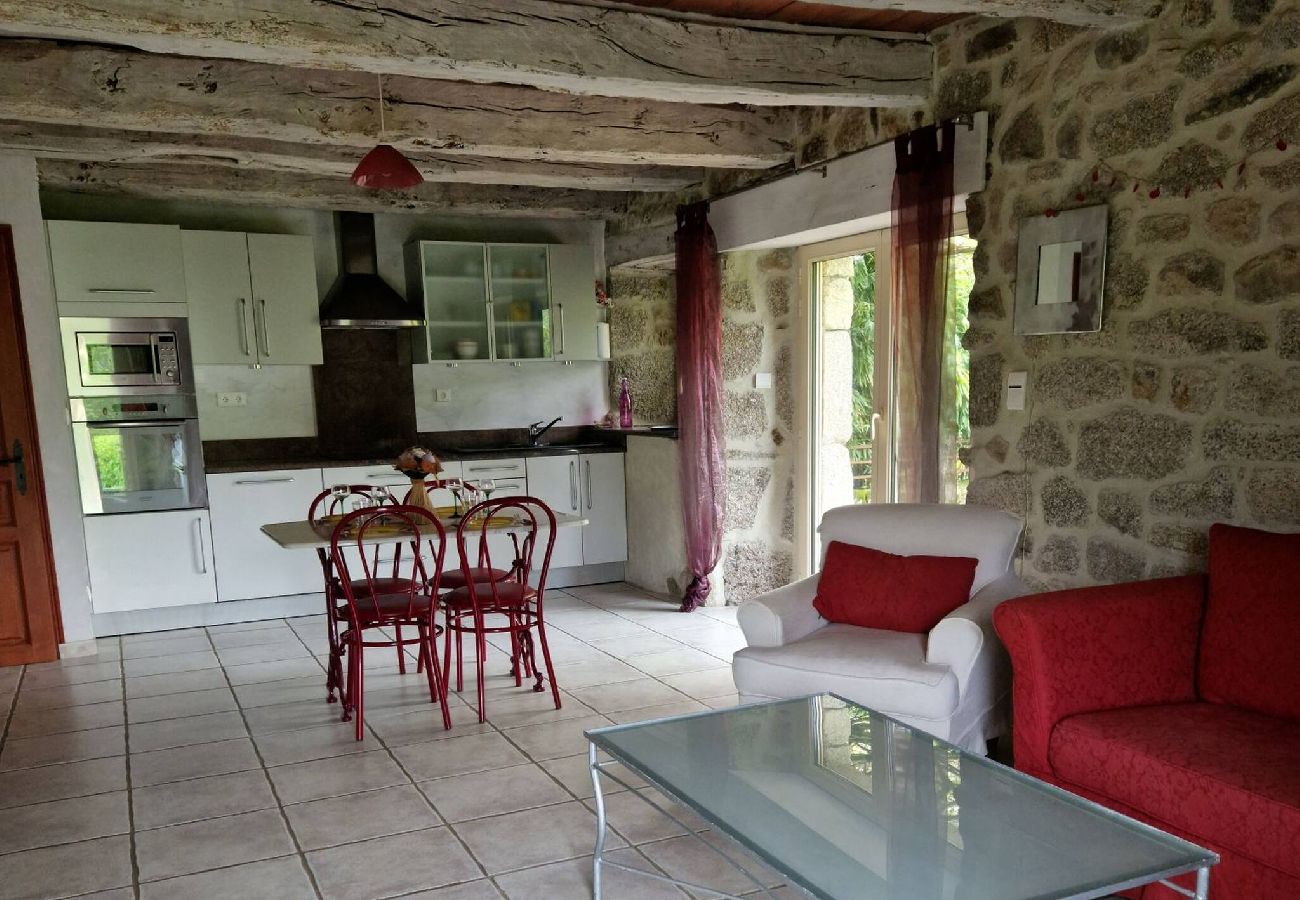 Maison à Florentin-la-Capelle - La Fontaine d´Aubrac