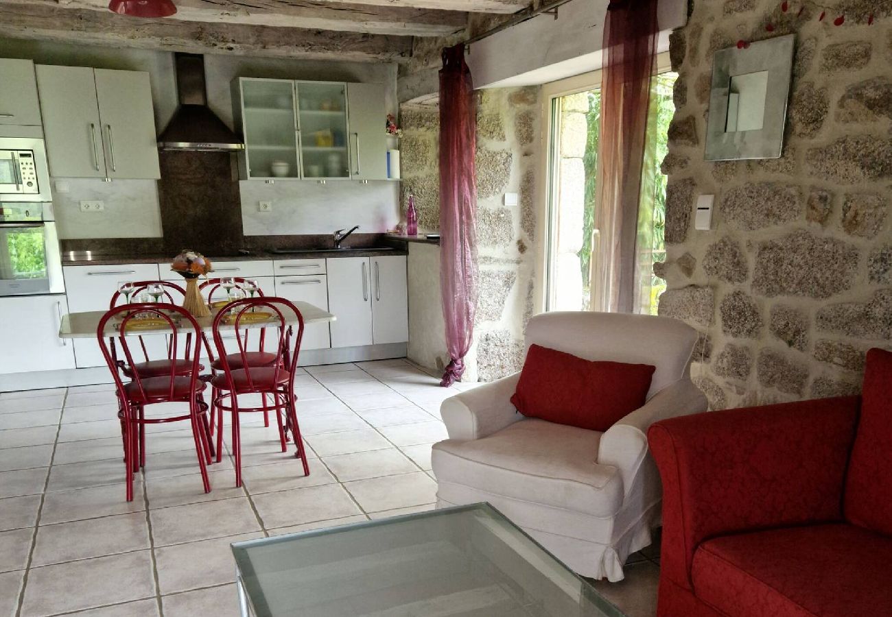 Maison à Florentin-la-Capelle - La Fontaine d´Aubrac