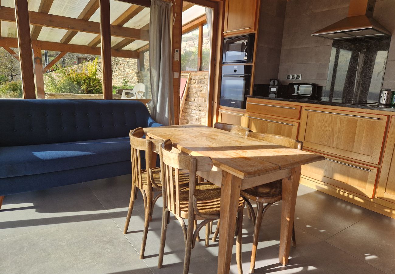 Chalet à Coubisou - Chalet Quelle Vue les Mazes