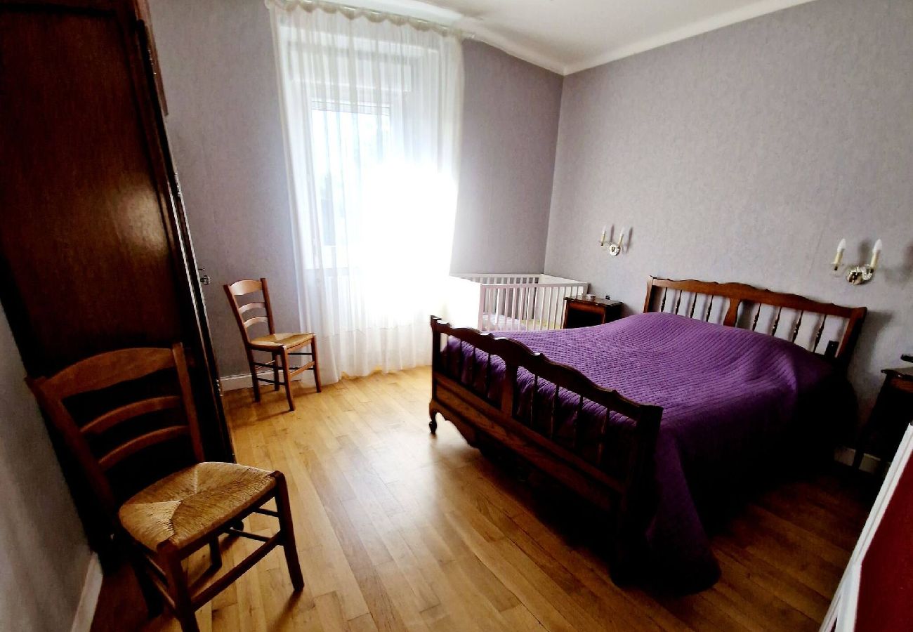 Maison à Laguiole - Gite de la Scierie, maison familiale Laguio