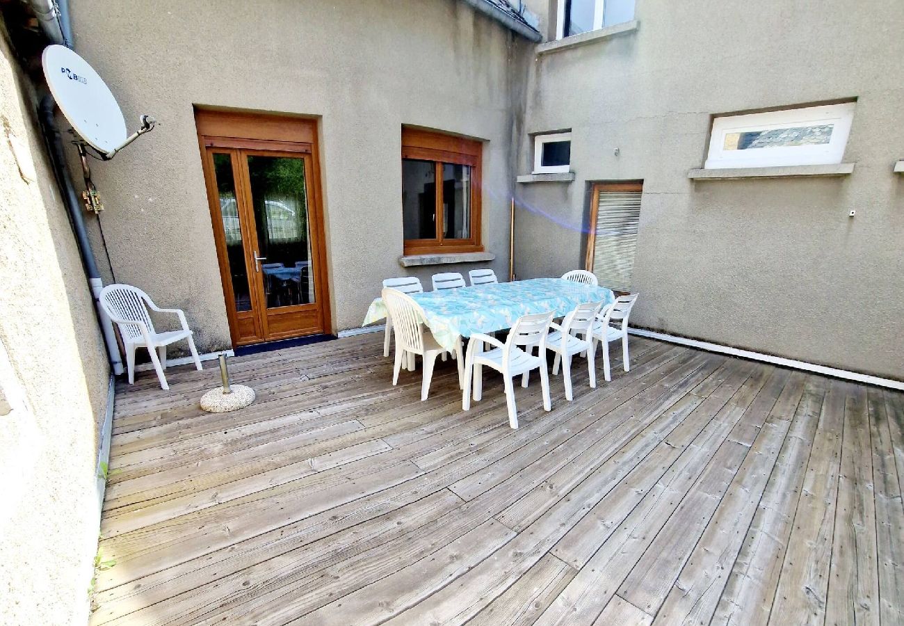 Maison à Laguiole - Gite de la Scierie, maison familiale Laguio