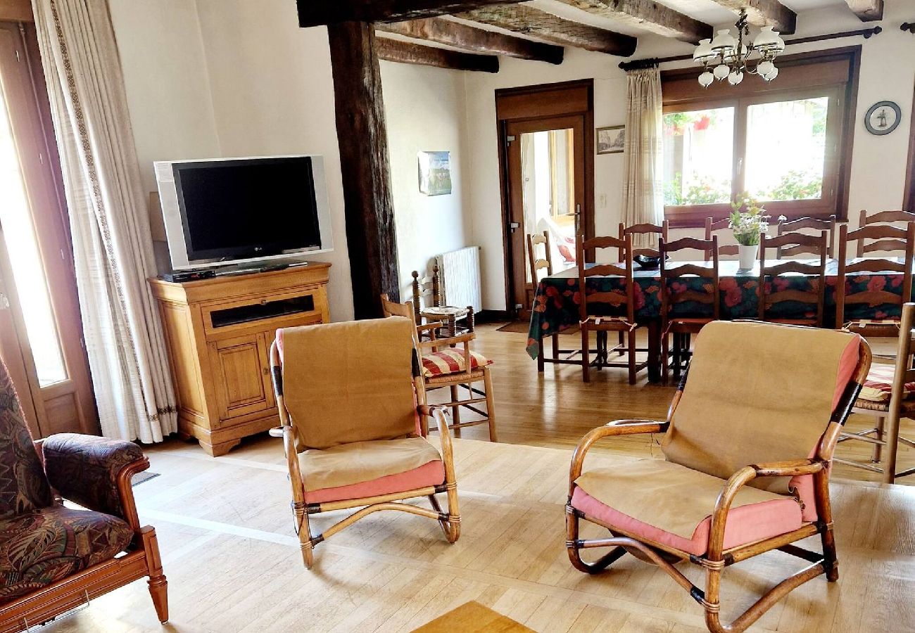 Maison à Laguiole - Gite de la Scierie, maison familiale Laguio