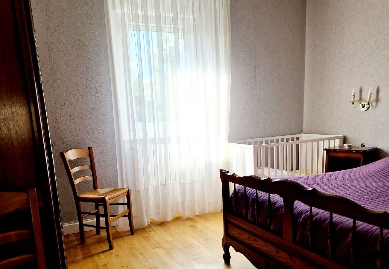 Maison à Laguiole - Gite de la Scierie, maison familiale Laguio