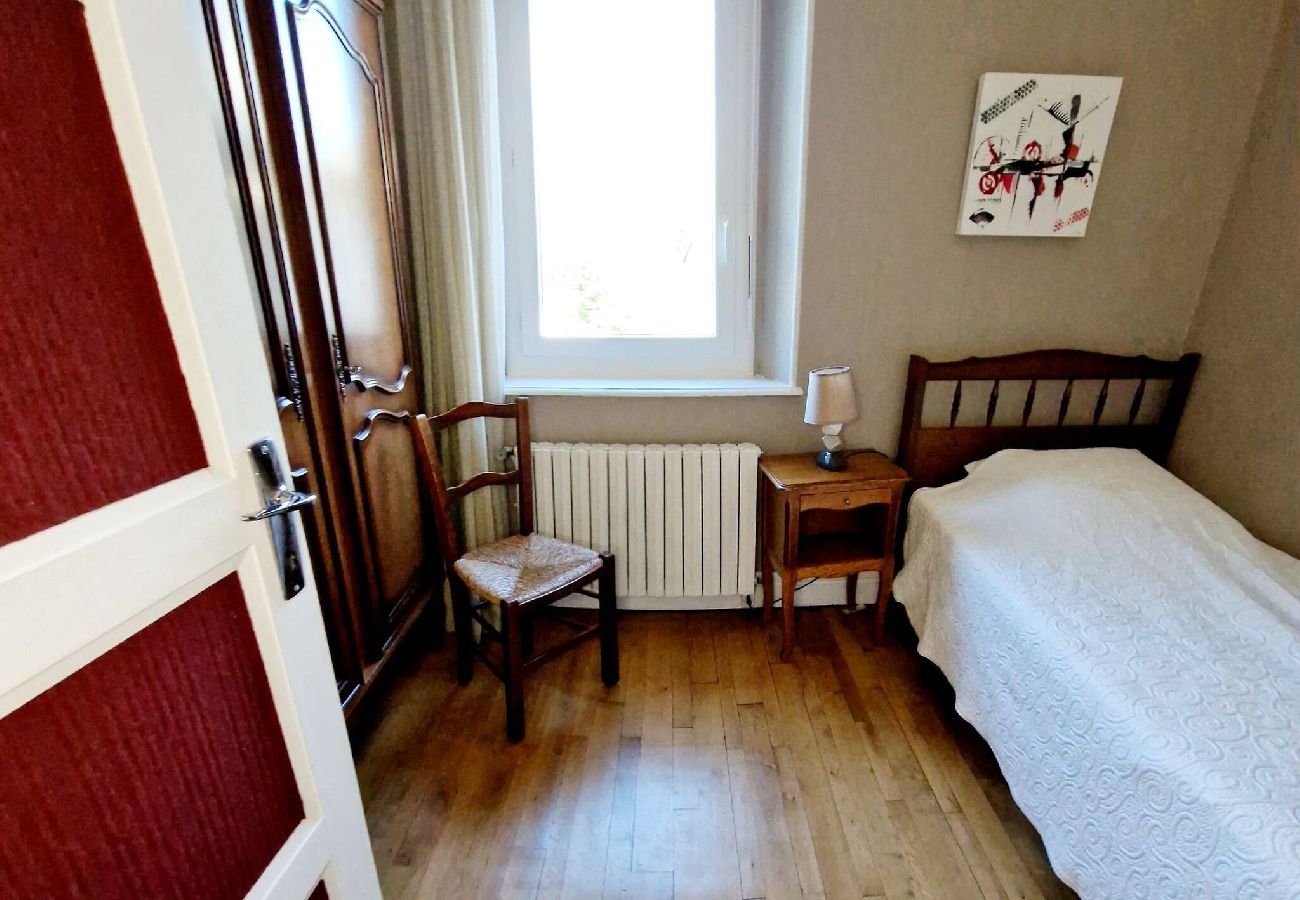 Maison à Laguiole - Gite de la Scierie, maison familiale Laguio