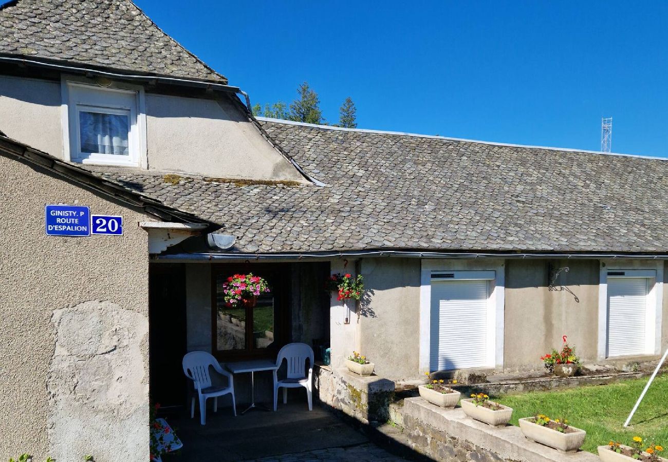 Maison à Laguiole - Gite de la Scierie, maison familiale Laguio