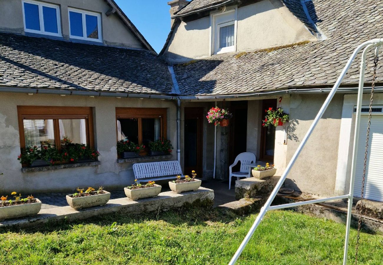 Maison à Laguiole - Gite de la Scierie, maison familiale Laguio