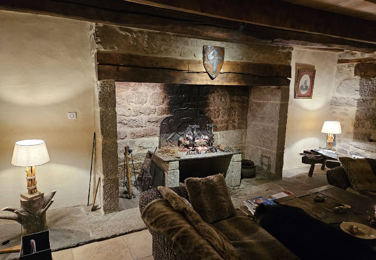 Maison à Cassuéjouls - La Borie de Peyrot