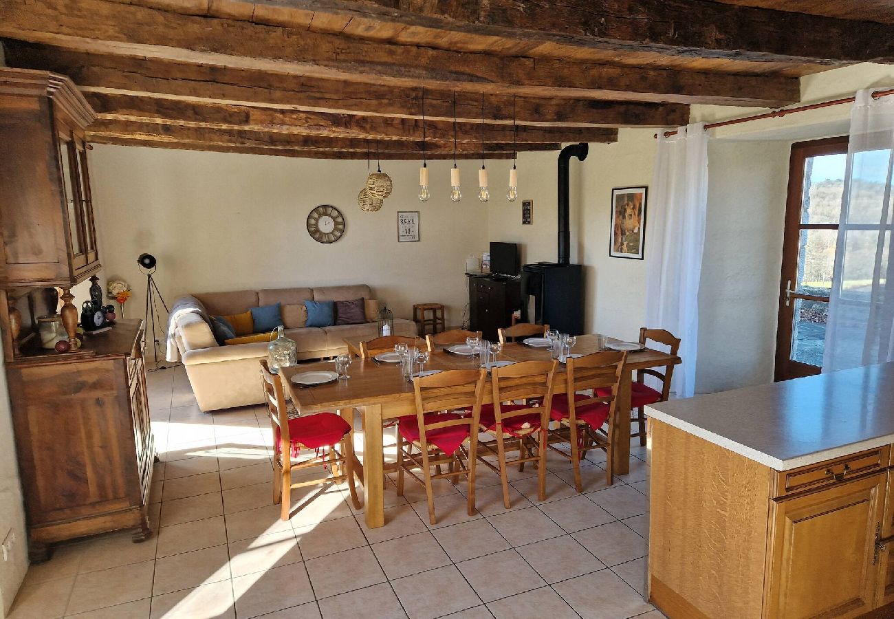 Maison à Florentin-la-Capelle - Ancien Presbytère,gîte familial