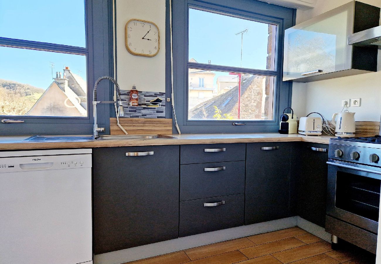 Appartement à Espalion - Haut Foirail,balcon centre-ville