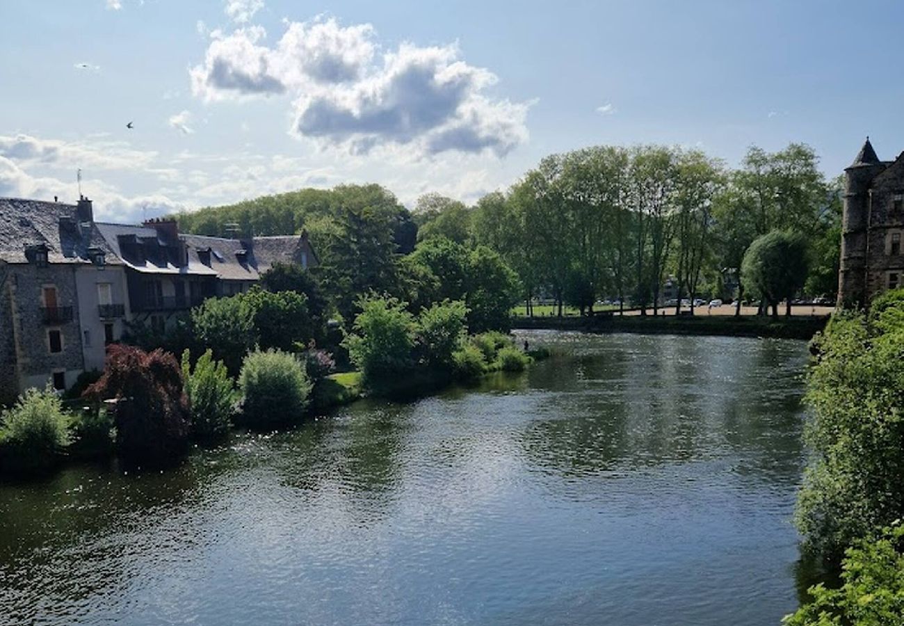 Appartement à Espalion - Haut Foirail,balcon centre-ville