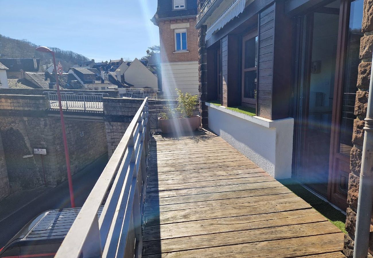 Appartement à Espalion - Haut Foirail,balcon centre-ville