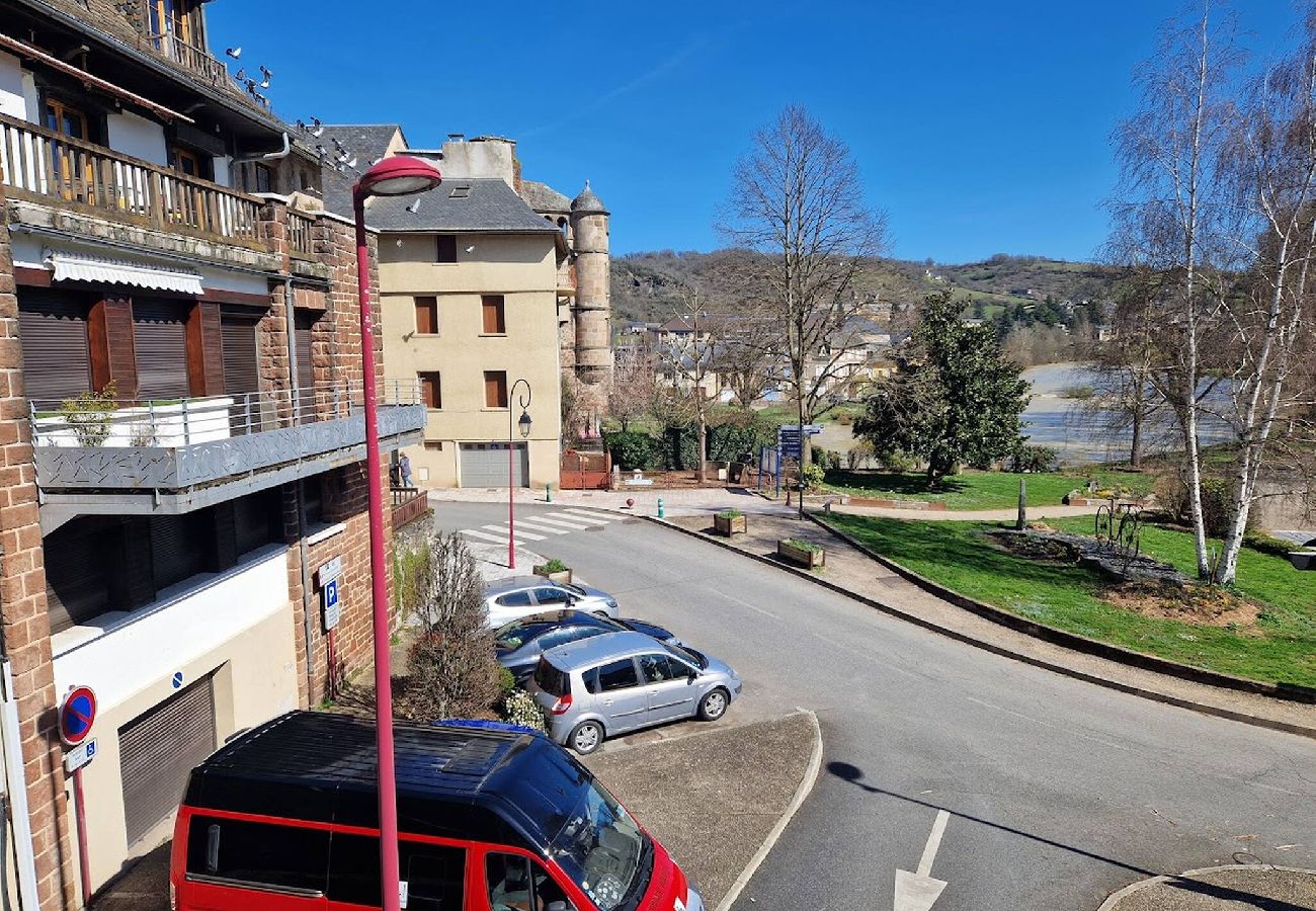 Appartement à Espalion - Haut Foirail,balcon centre-ville