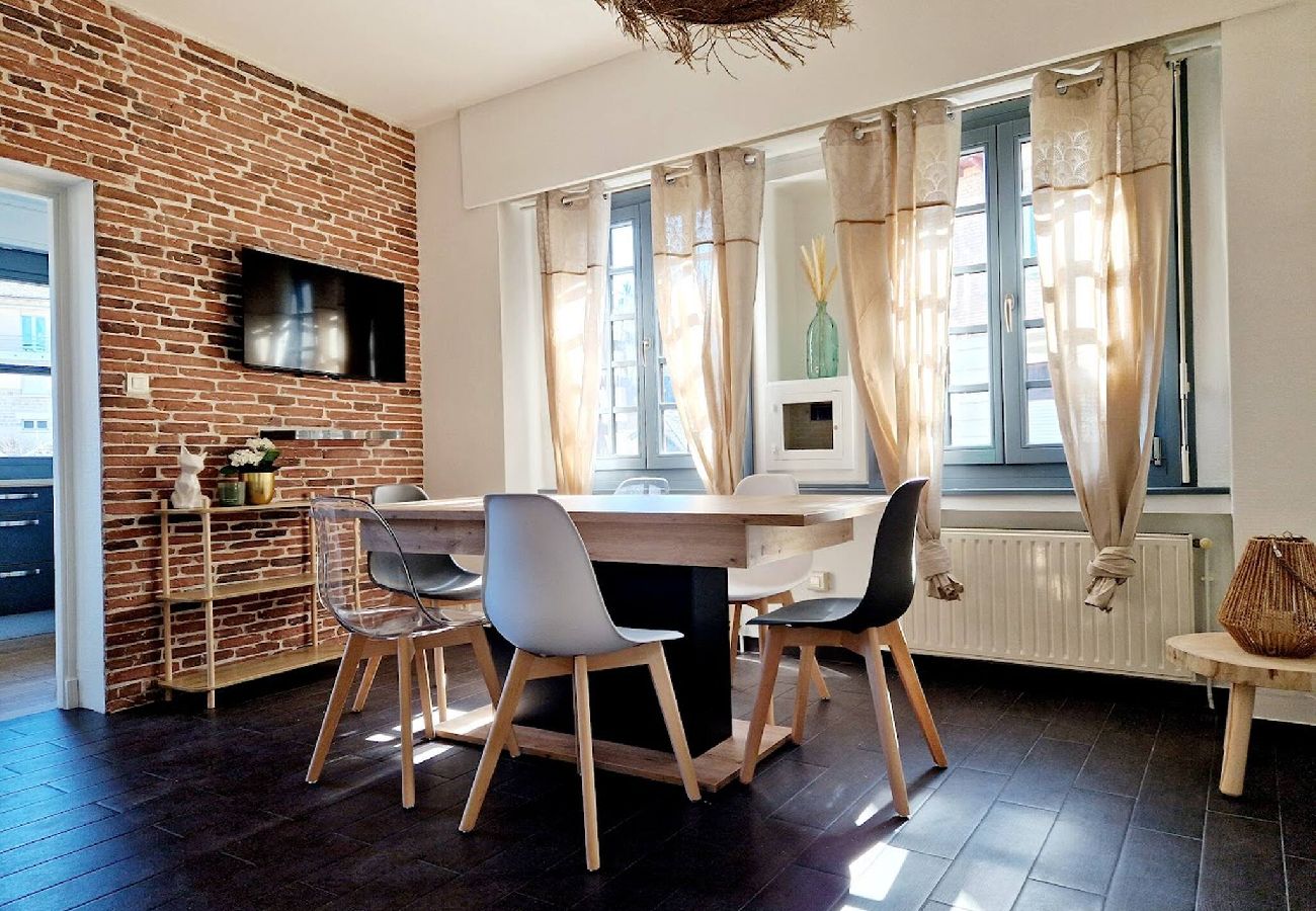 Appartement à Espalion - Haut Foirail,balcon centre-ville