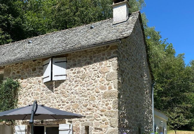 Maison à Golinhac - La Maioun, entouree de la foret