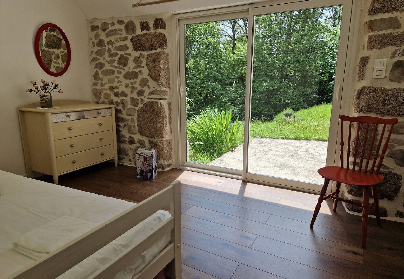 Maison à Golinhac - La Maioun, entouree de la foret