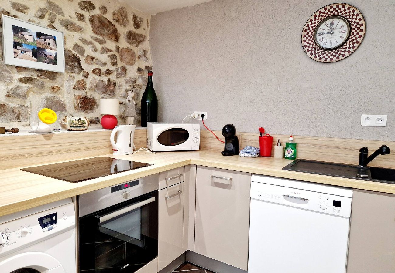 Maison à Golinhac - La Maioun, entouree de la foret