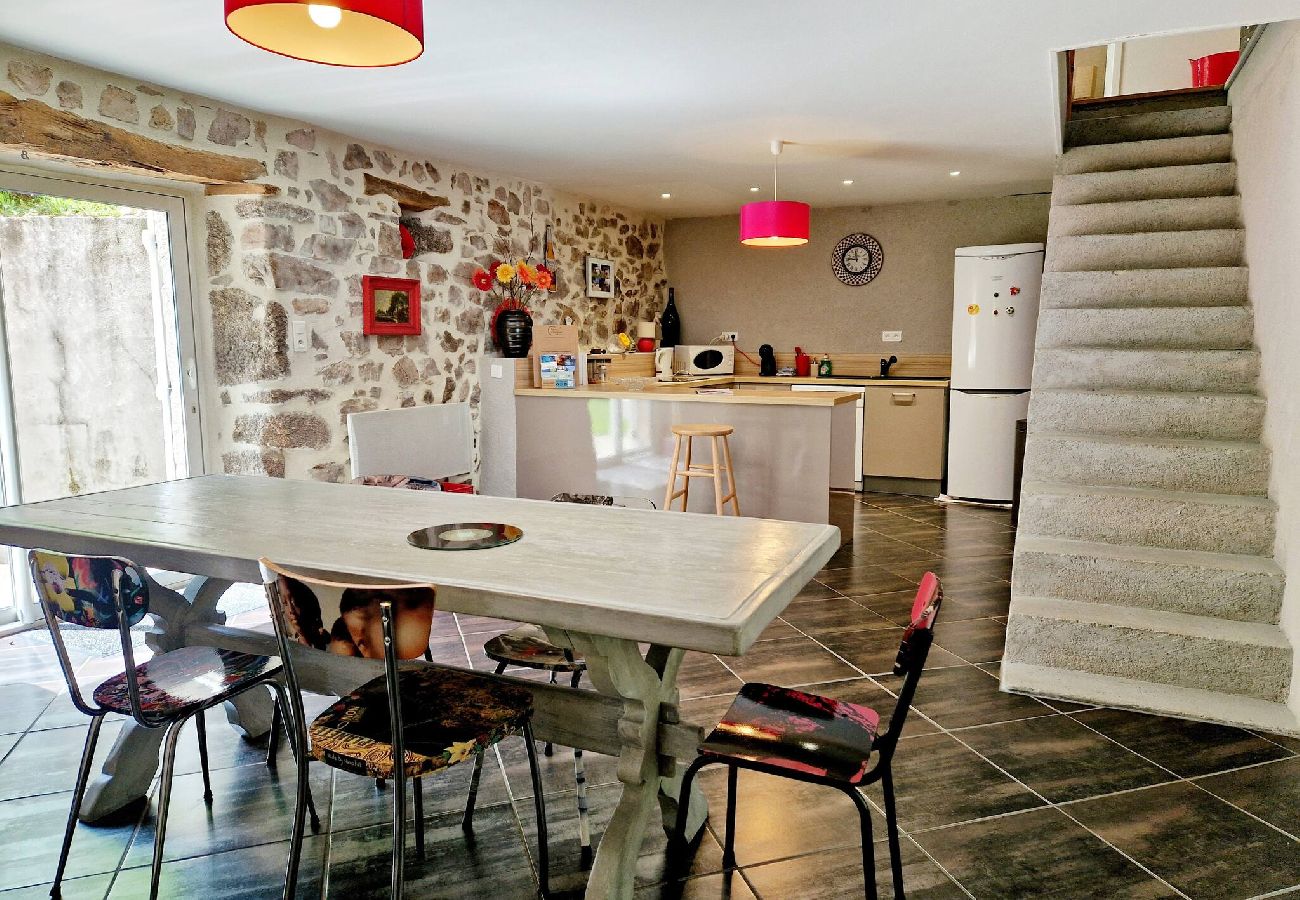 Maison à Golinhac - La Maioun, entouree de la foret