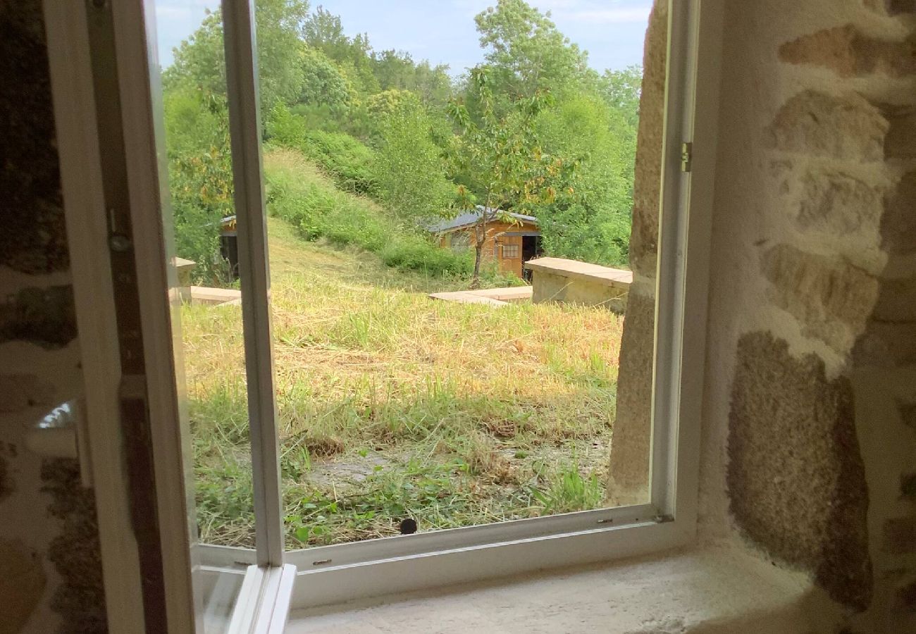 Maison à Golinhac - La Maioun, entouree de la foret