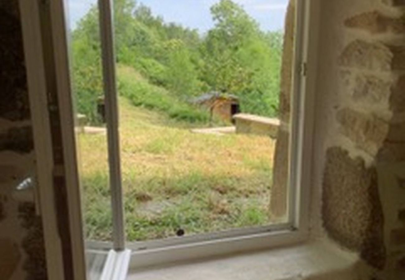 Maison à Golinhac - La Maioun, entouree de la foret