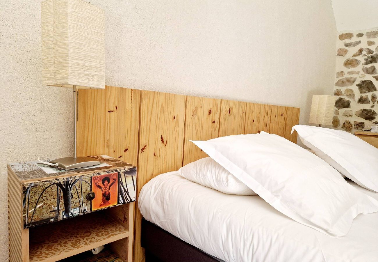 Maison à Golinhac - La Maioun, entouree de la foret