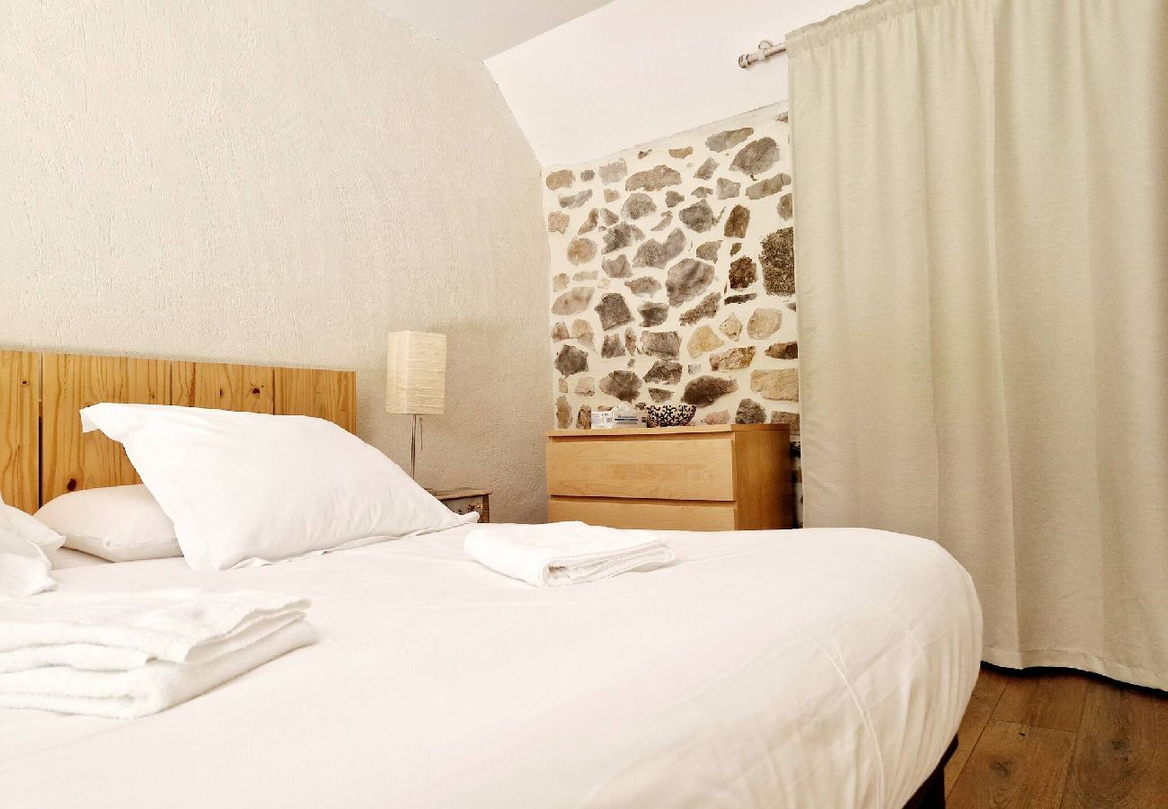 Maison à Golinhac - La Maioun, entouree de la foret