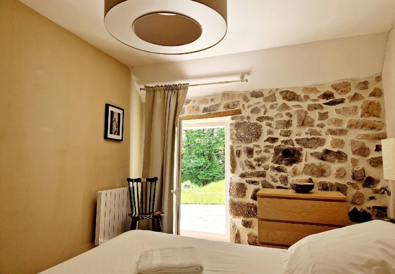 Maison à Golinhac - La Maioun, entouree de la foret