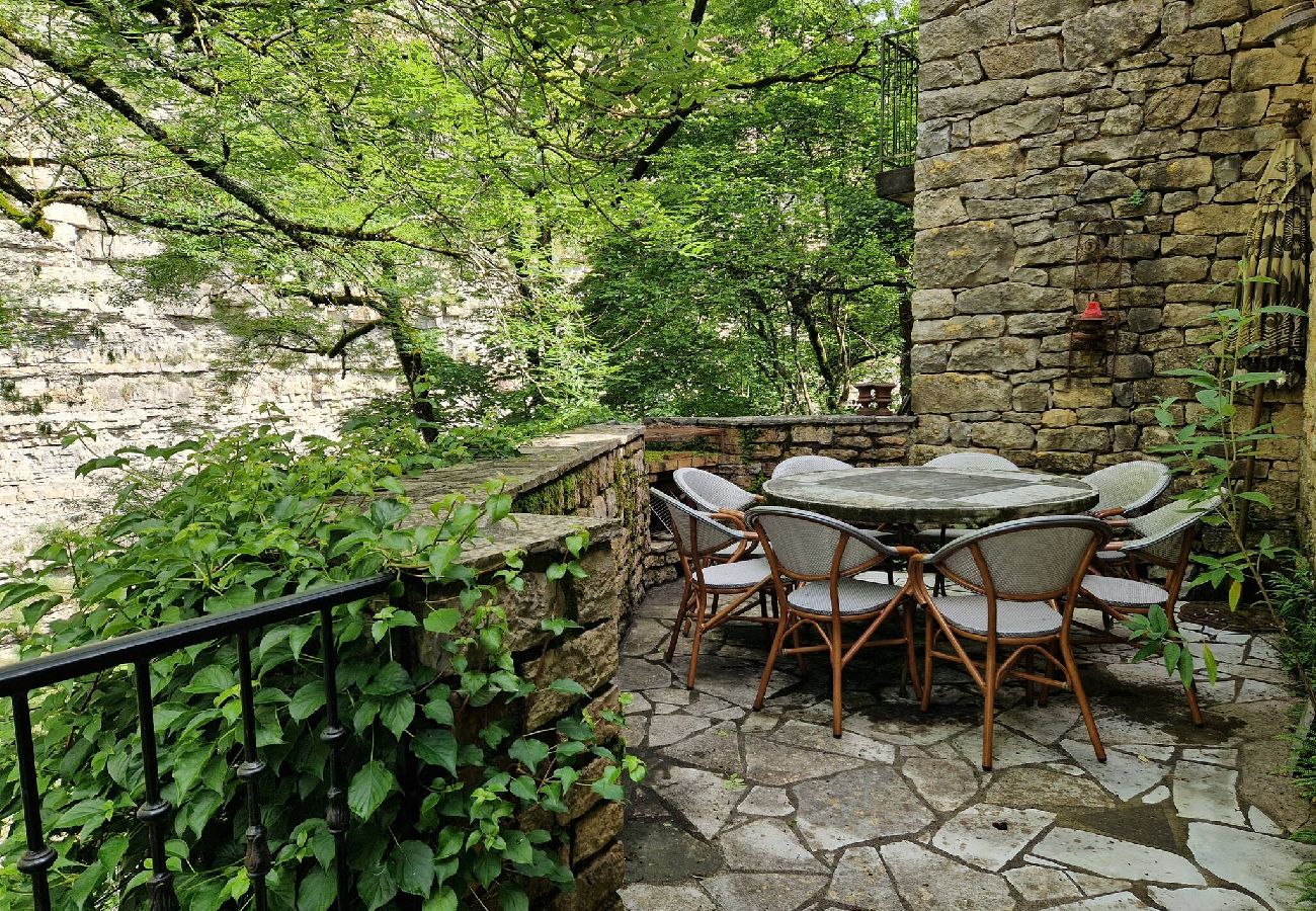 Maison à Bozouls - Moulin du XIIIe siècle pour 2 personnes