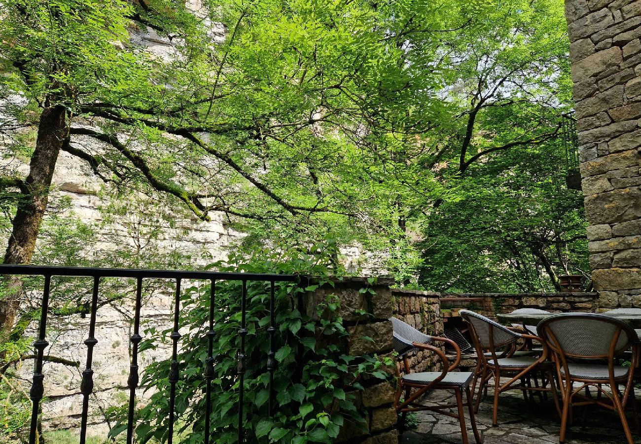 Maison à Bozouls - Moulin du XIIIe siècle pour 2 personnes