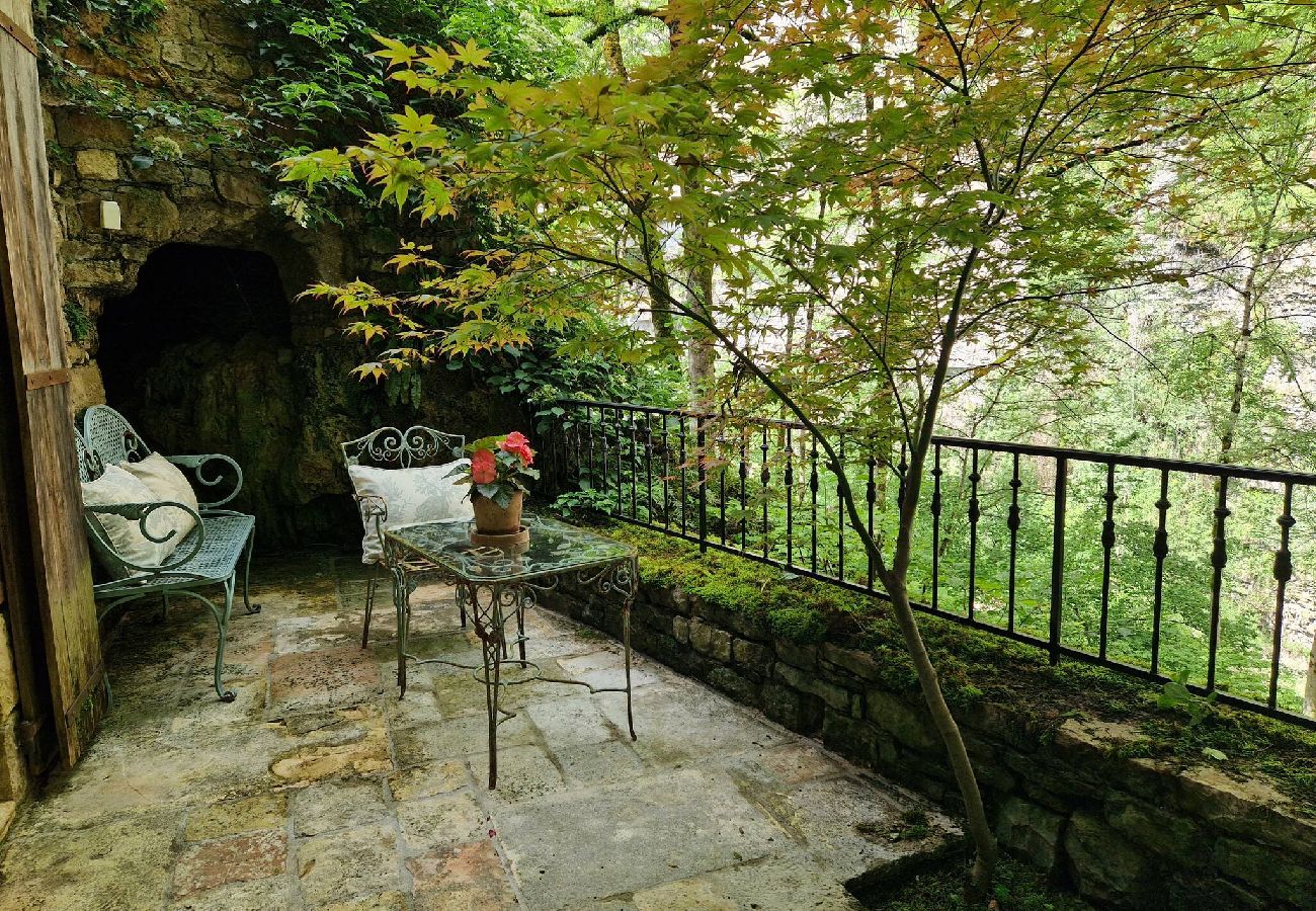 Maison à Bozouls - Moulin du XIIIe siècle pour 2 personnes