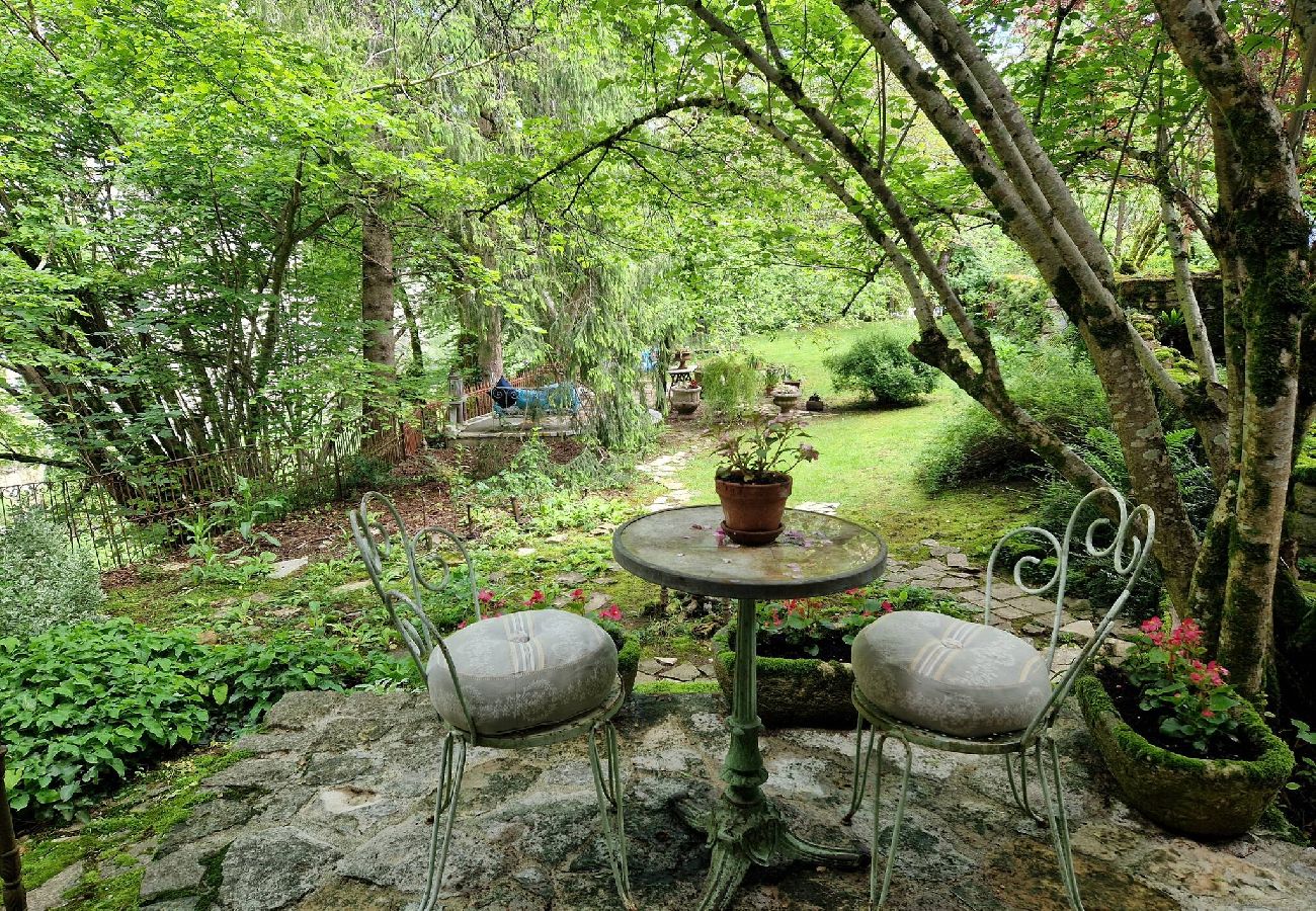 Maison à Bozouls - Moulin du XIIIe siècle pour 2 personnes
