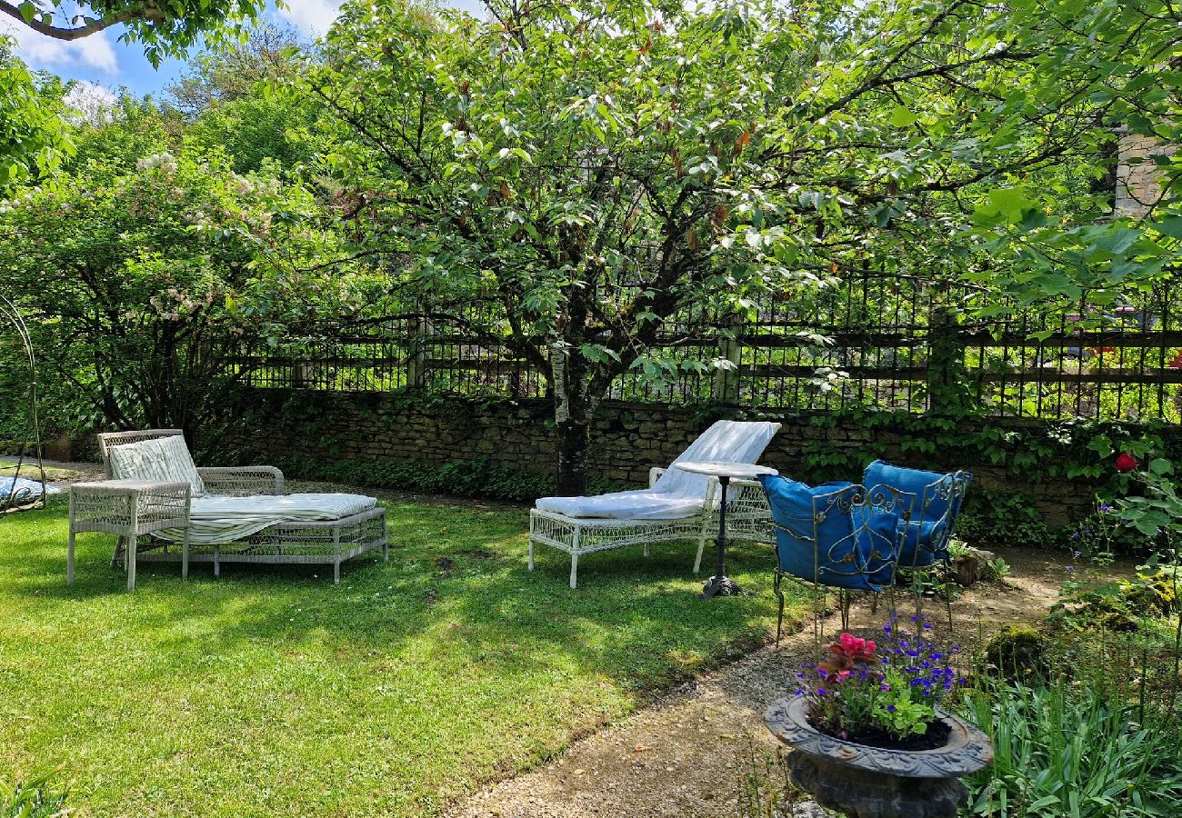 Maison à Bozouls - Moulin du XIIIe siècle pour 2 personnes