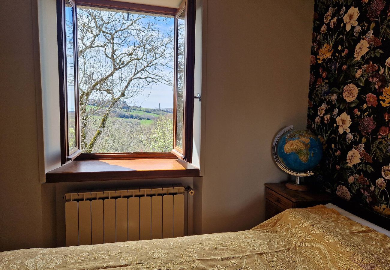 Maison à Saint-Amans-des-Cots - Gite la Roque, calme, campagne