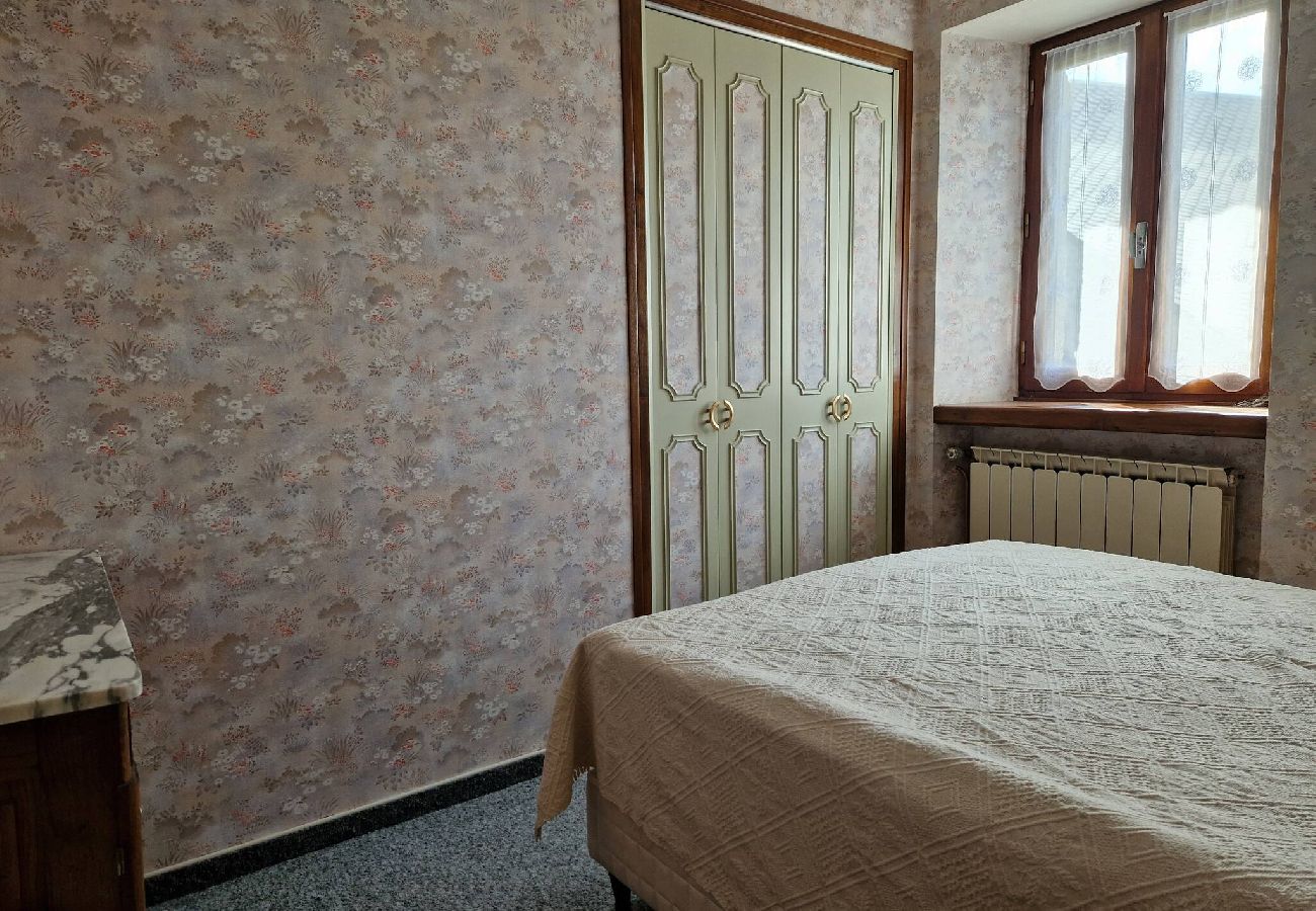 Maison à Saint-Amans-des-Cots - Gite la Roque, calme, campagne