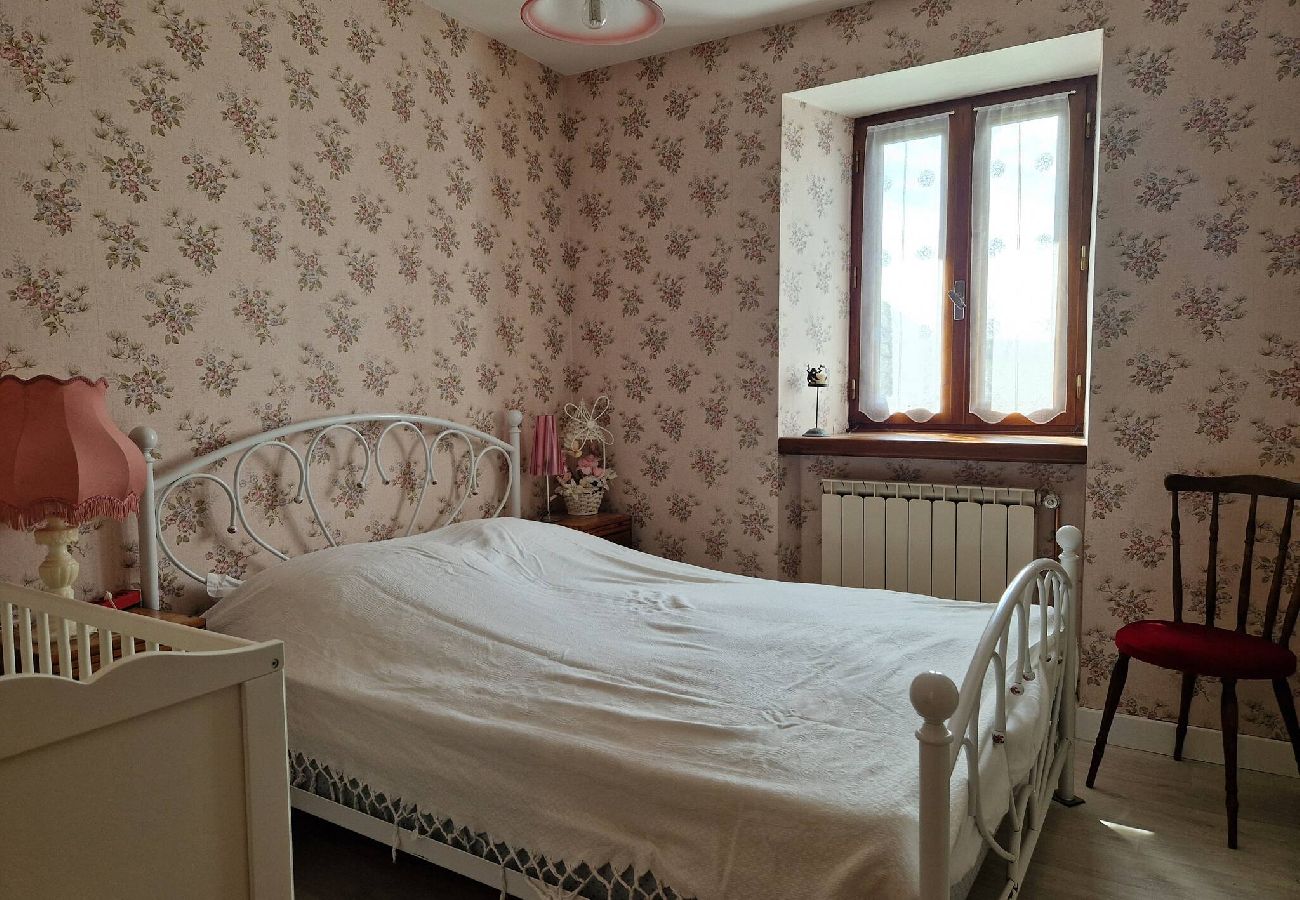 Maison à Saint-Amans-des-Cots - Gite la Roque, calme, campagne