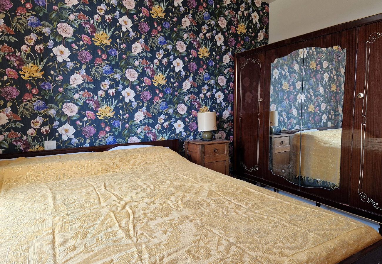 Maison à Saint-Amans-des-Cots - Gite la Roque, calme, campagne