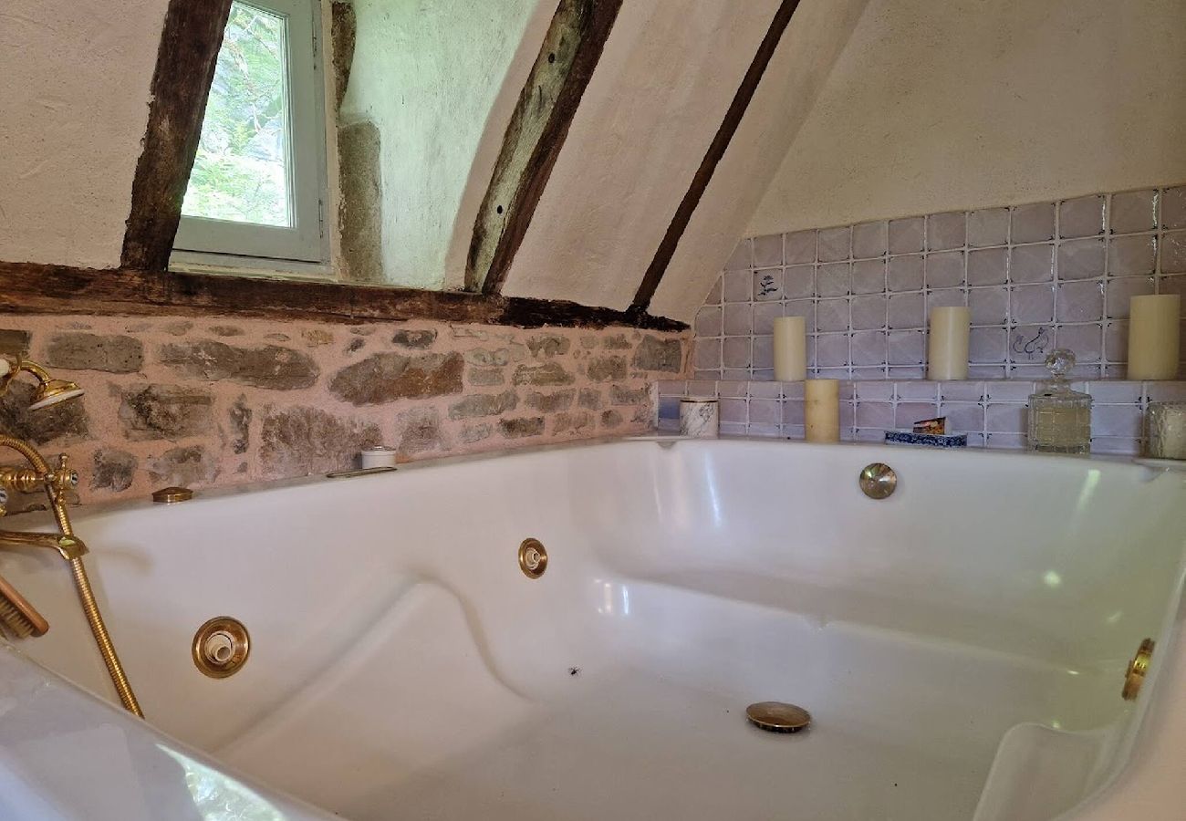 Maison à Bozouls - La Providence, Moulin du XIIIe siècle