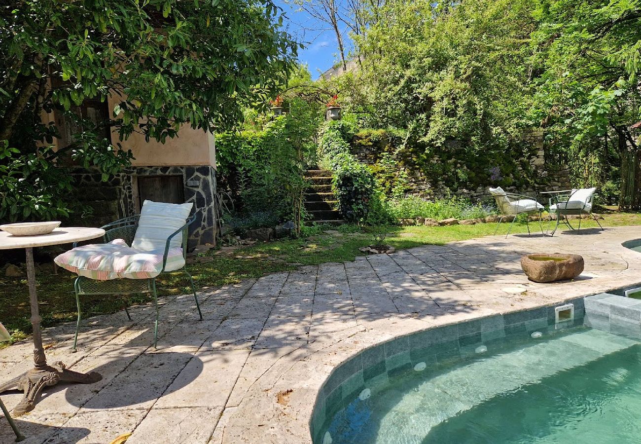 Maison à Bozouls - La Providence, Moulin du XIIIe siècle