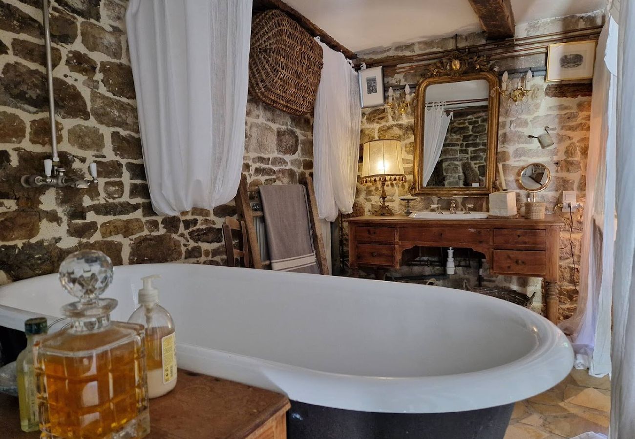 Maison à Bozouls - La Providence, Moulin du XIIIe siècle