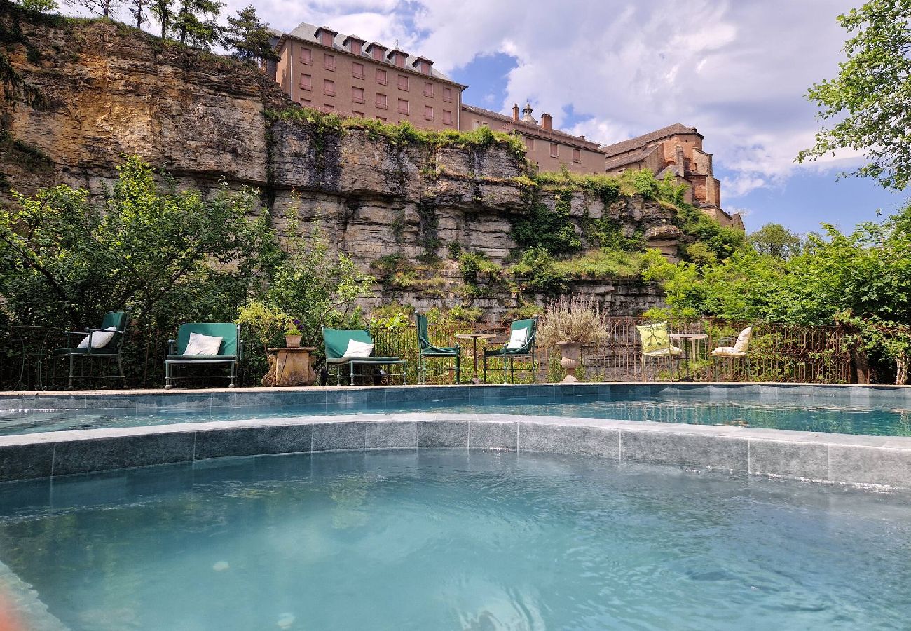 Maison à Bozouls - La Providence, Moulin du XIIIe siècle