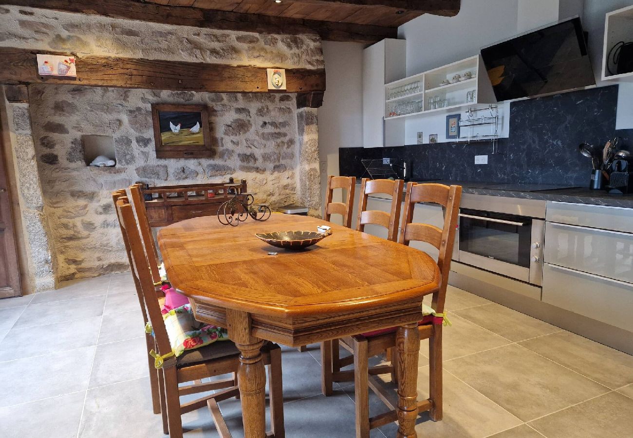 Maison à Saint-Amans-des-Cots - Gite de la Viadène