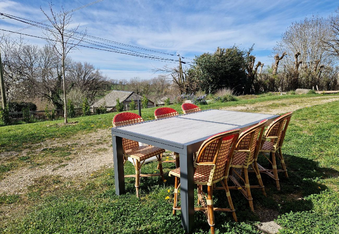 Maison à Saint-Amans-des-Cots - Gite de la Viadène