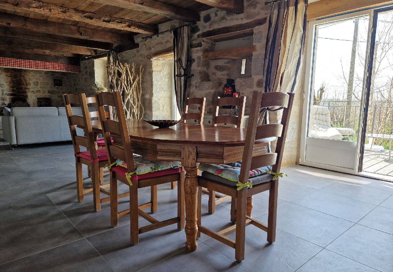 Maison à Saint-Amans-des-Cots - Gite de la Viadène