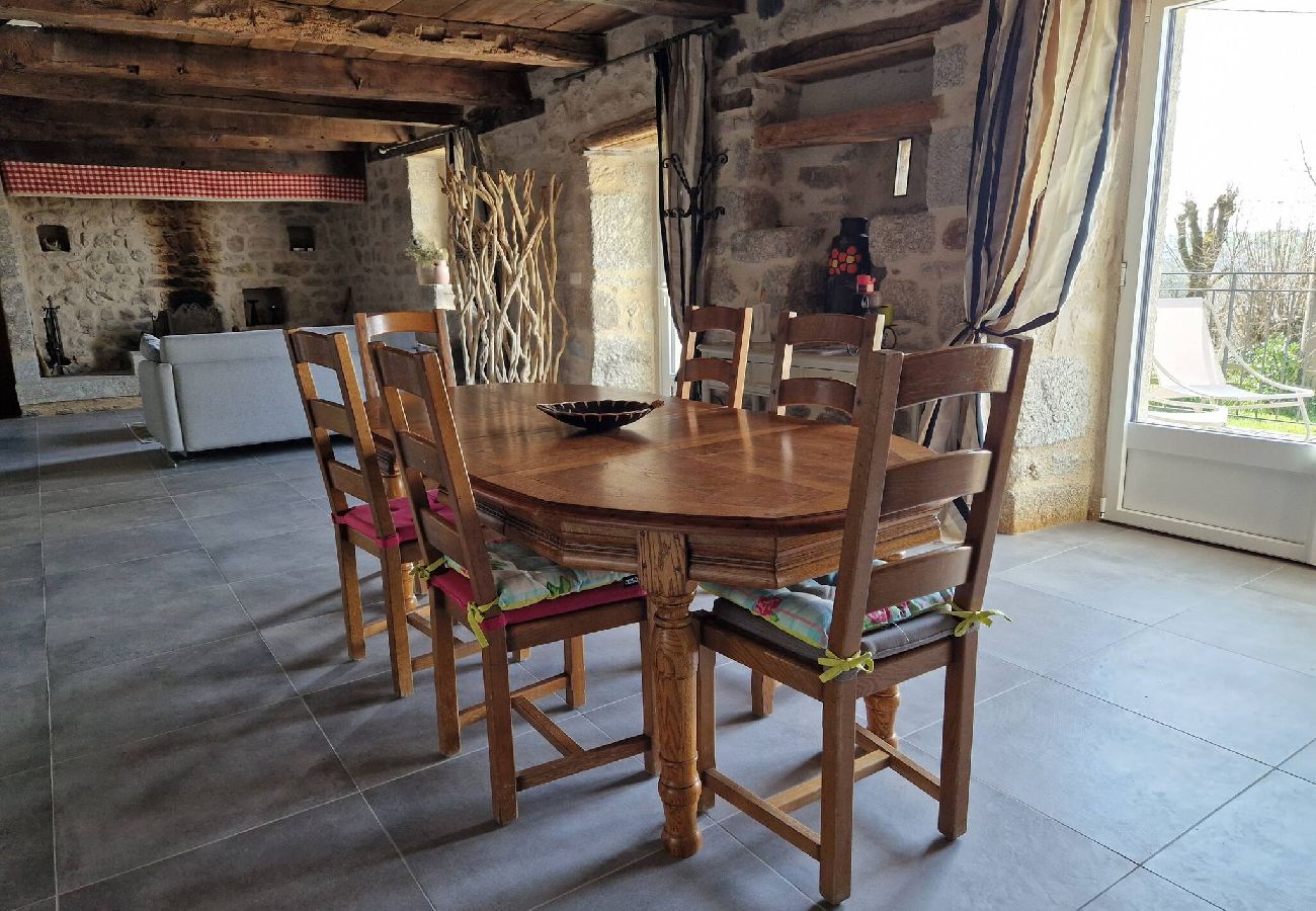 Maison à Saint-Amans-des-Cots - Gite de la Viadène