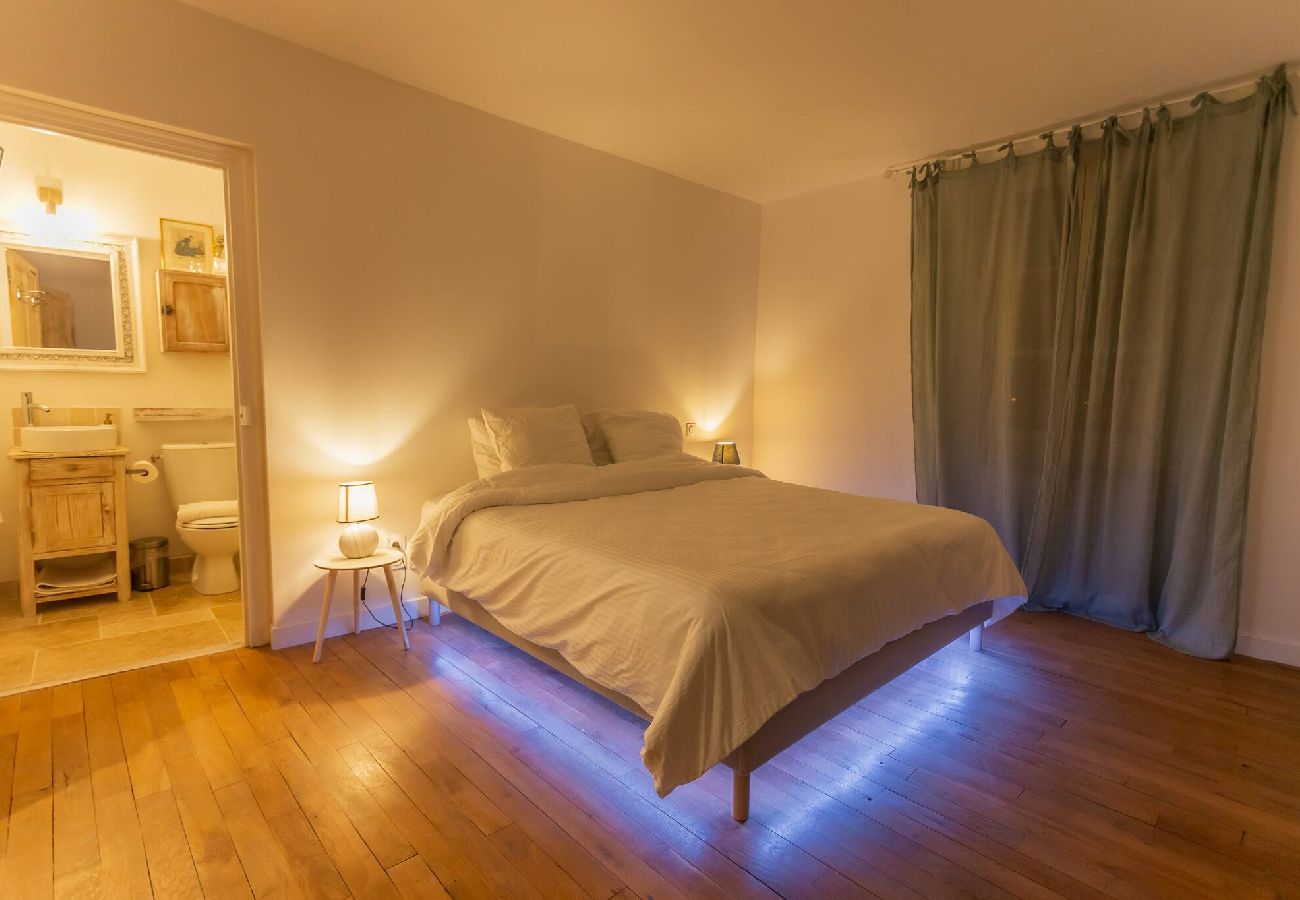 Maison à Estaing - L'Estagnole pour 2 personnes, jacuzzi, h