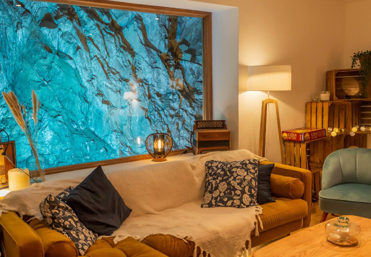 Maison à Estaing - L'Estagnole pour 2 personnes, jacuzzi, h