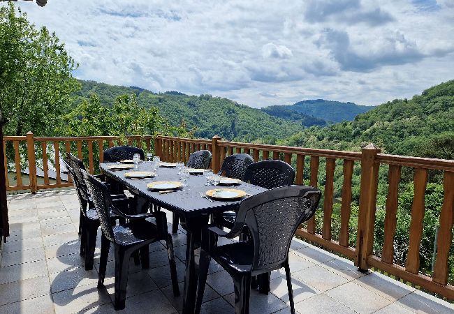 Maison à Campouriez - Maison Le Yoti,  jolie vue sur la Vall&eacute;