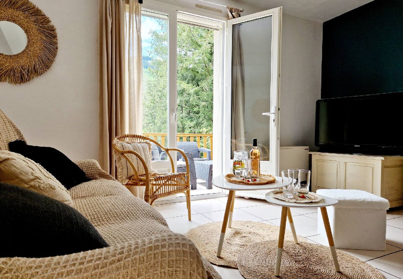 Maison à Campouriez - Maison Le Yoti,  jolie vue sur la Vall&eacute;