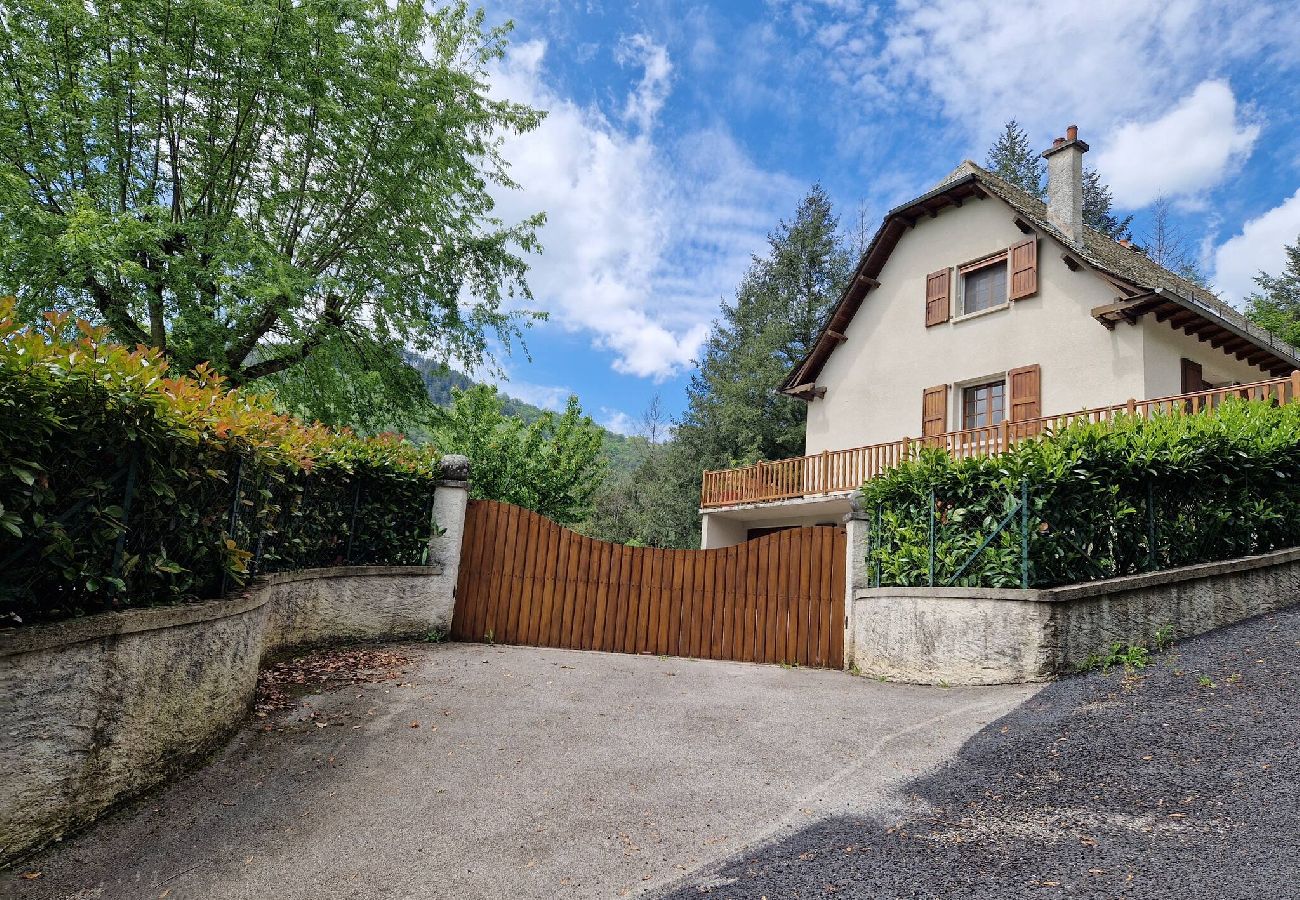 Maison à Campouriez - Maison Le Yoti,  jolie vue sur la Vall&eacute;