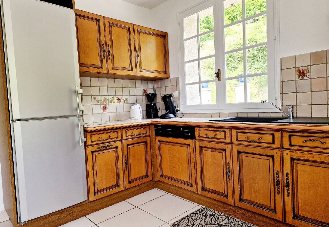 Maison à Campouriez - Maison Le Yoti,  jolie vue sur la Vall&eacute;